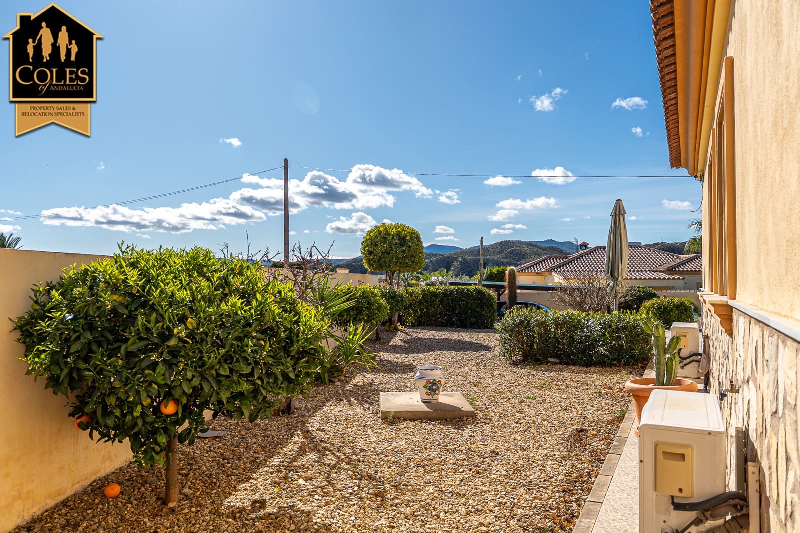 3 Zimmer Villa zu verkaufen in Arboleas mit Pool Garage - 295.000 € (Ref: 9679084)