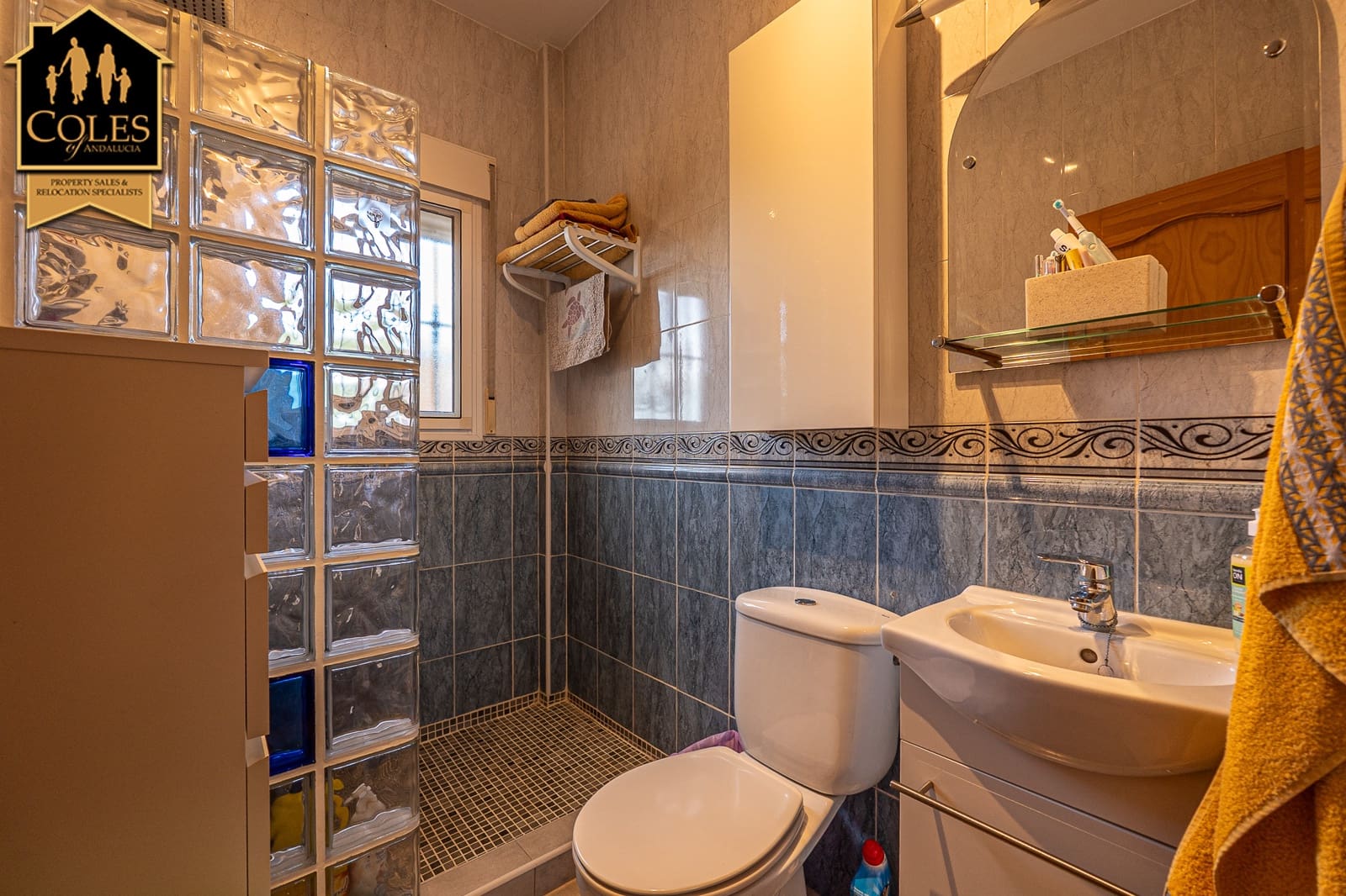 3 soverom Villa til salgs i El Cucador med svømmebasseng garasje - € 269 995 (Ref: 9691376)