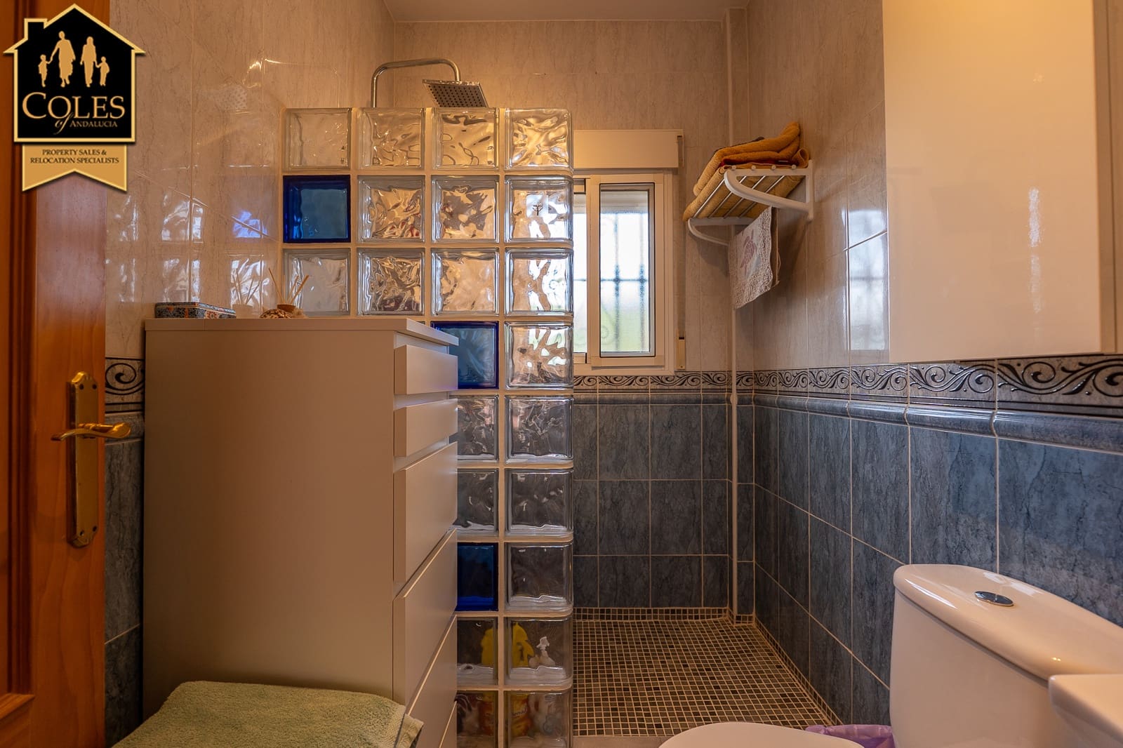 3 soverom Villa til salgs i El Cucador med svømmebasseng garasje - € 269 995 (Ref: 9691376)