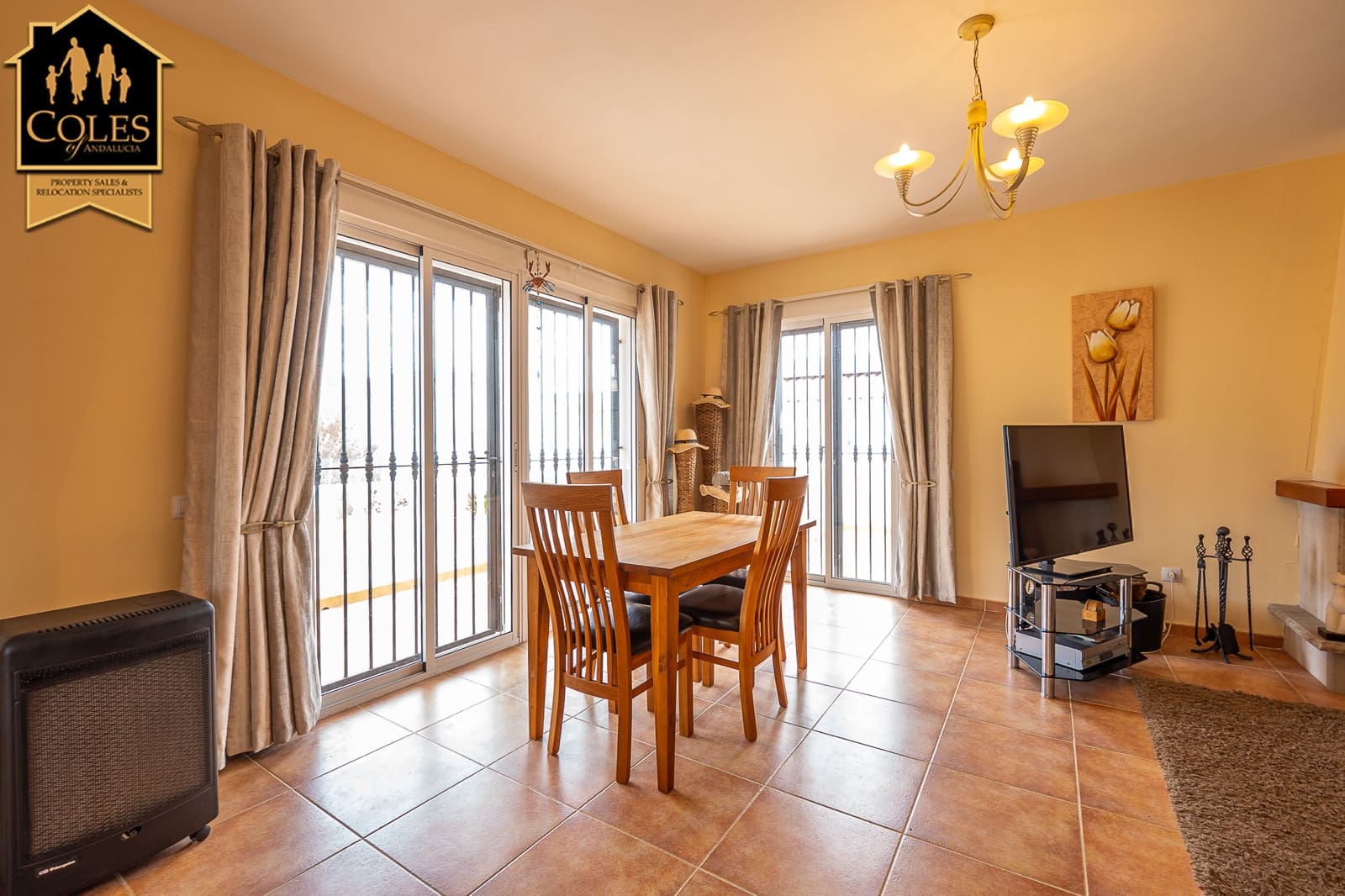 3 quarto Moradia para venda em Arboleas com piscina garagem - 290 000 € (Ref: 9696727)