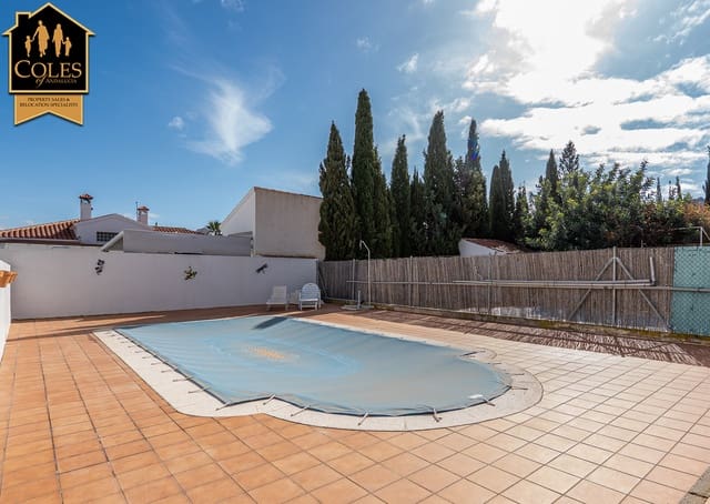 3 quarto Moradia para venda em Arboleas com piscina garagem - 290 000 € (Ref: 9696727)