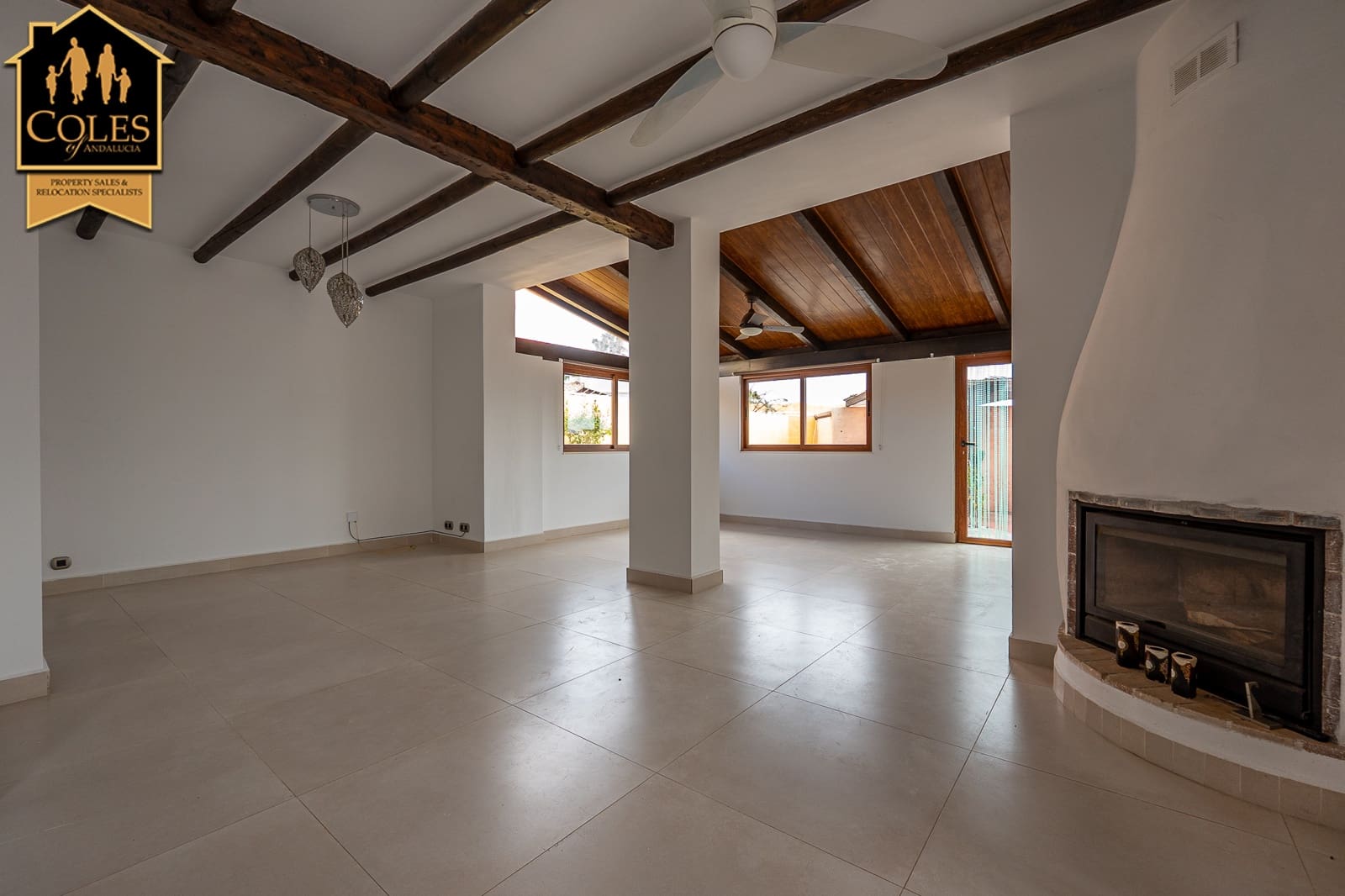 3 makuuhuone Huvila myytävänä paikassa Desert Springs mukana uima-altaan 
autotalli - 395 000 € (Ref: 9696857)