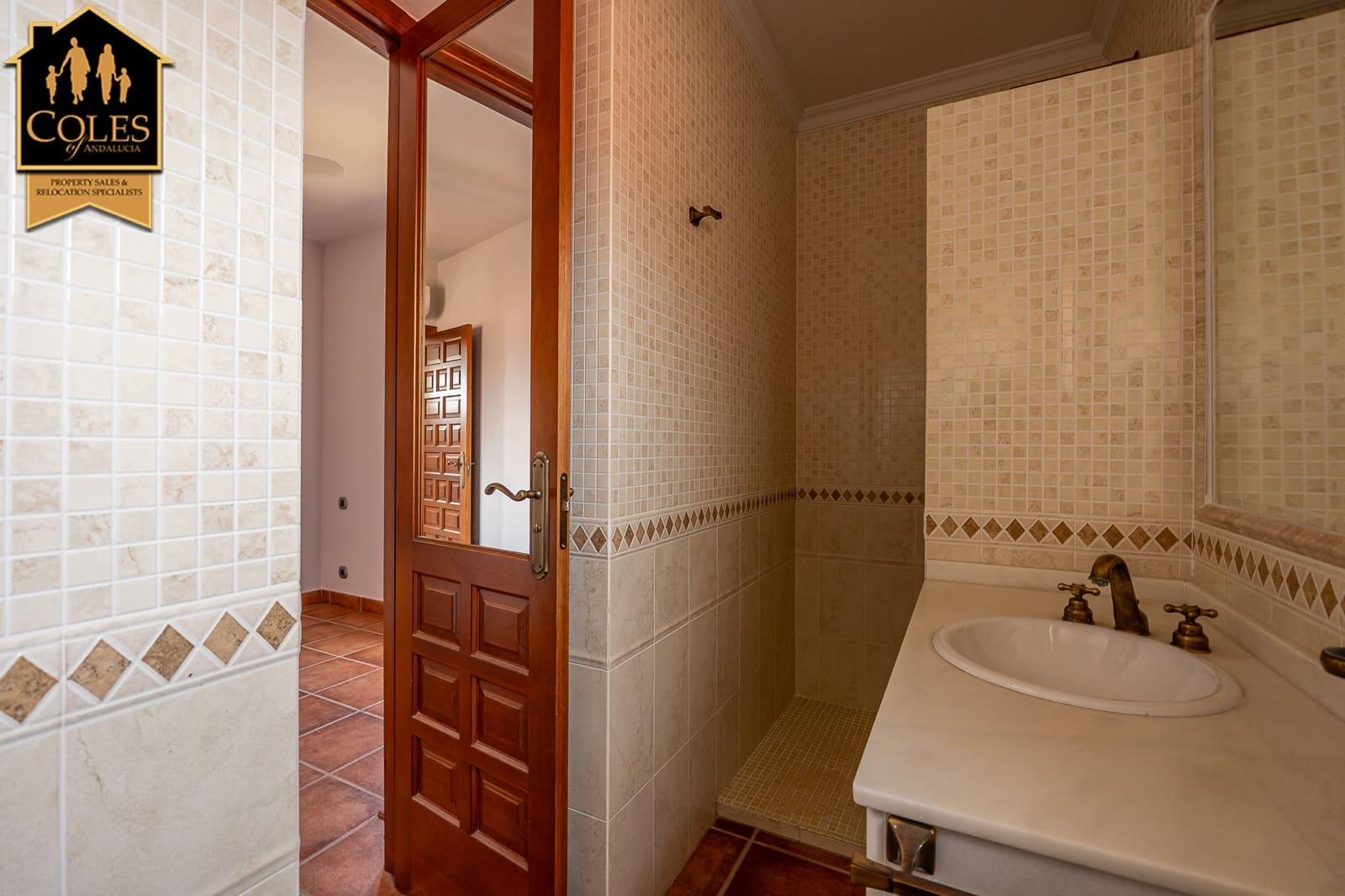 3 makuuhuone Huvila myytävänä paikassa Desert Springs mukana uima-altaan 
autotalli - 395 000 € (Ref: 9696857)