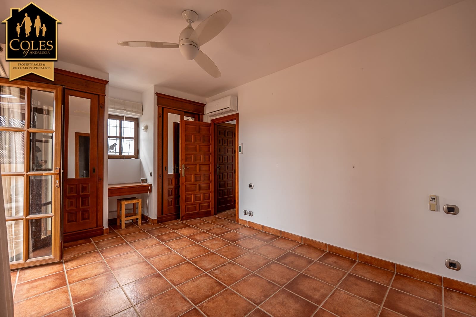 3 makuuhuone Huvila myytävänä paikassa Desert Springs mukana uima-altaan 
autotalli - 395 000 € (Ref: 9696857)