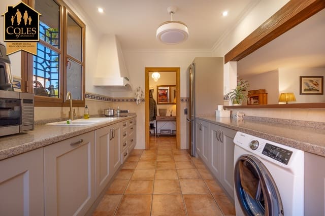 4 camera da letto Villa in vendita in Cuevas del Almanzora con piscina garage - 649.950 € (Rif: 9747064)