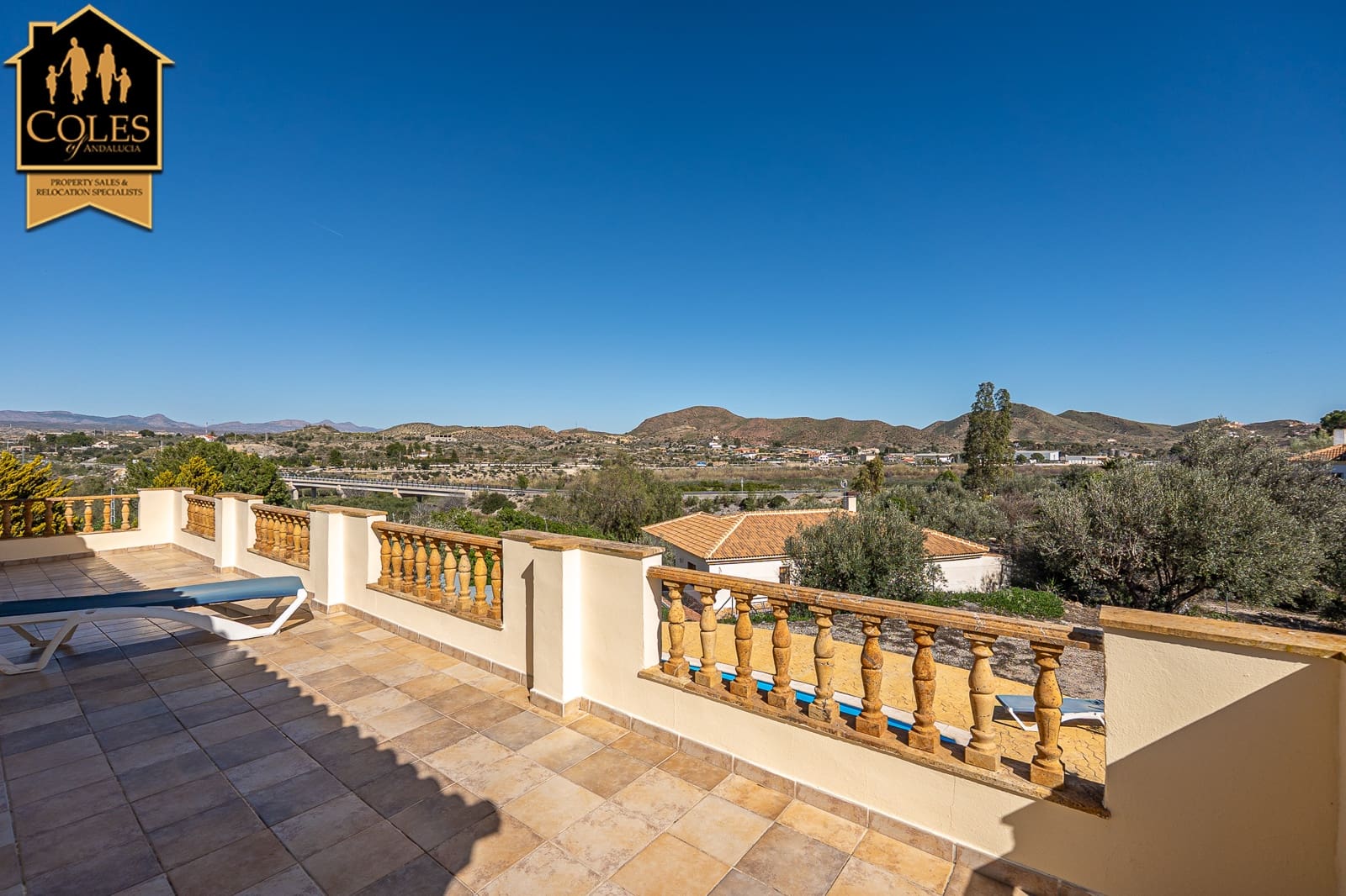 4 Zimmer Villa zu verkaufen in Cantoria mit Pool Garage - 249.950 € (Ref: 9747128)