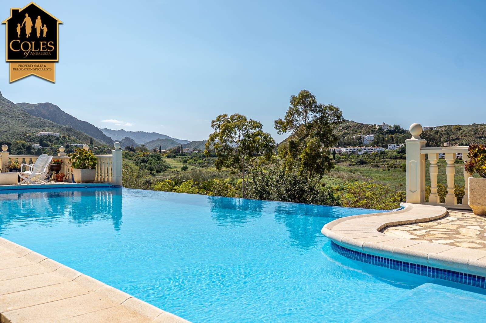 3 soveværelse Villa til salg i Turre med swimmingpool garage - € 439.950 (Ref: 9747266)