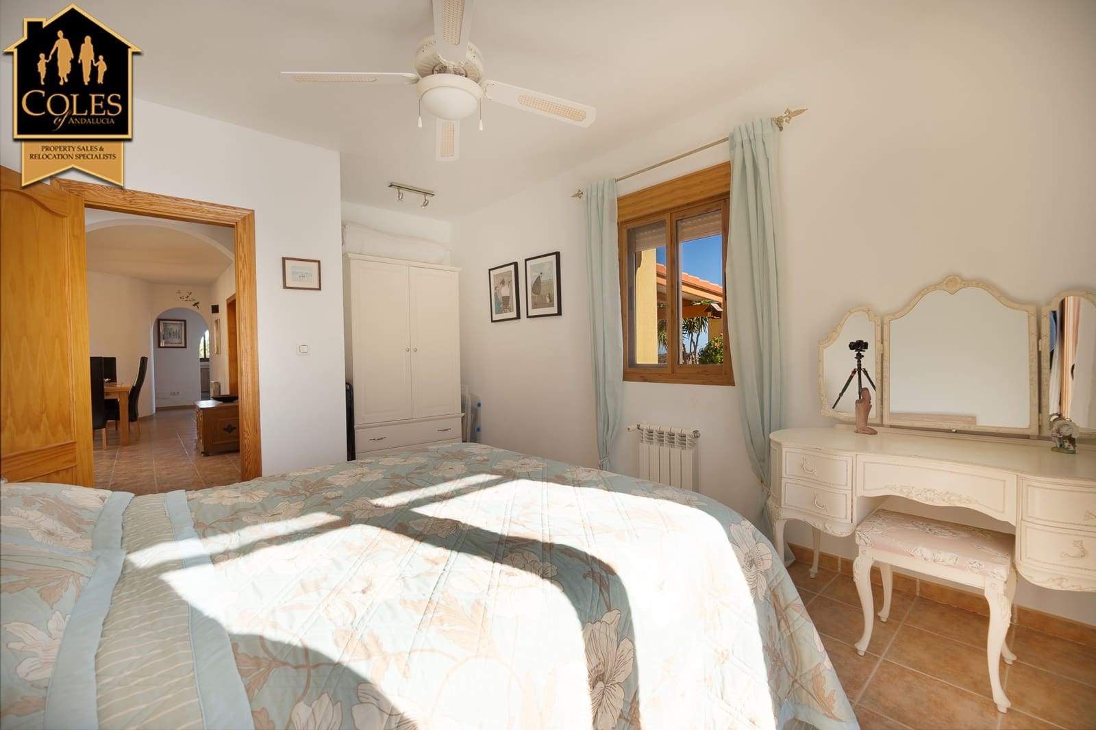 4 soveværelse Villa til salg i Bedar med swimmingpool garage - € 530.000 (Ref: 9747269)