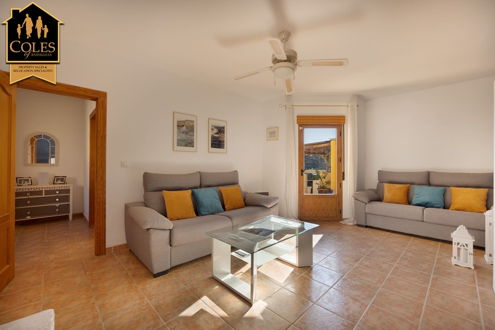 4 soveværelse Villa til salg i Bedar med swimmingpool garage - € 530.000 (Ref: 9747269)