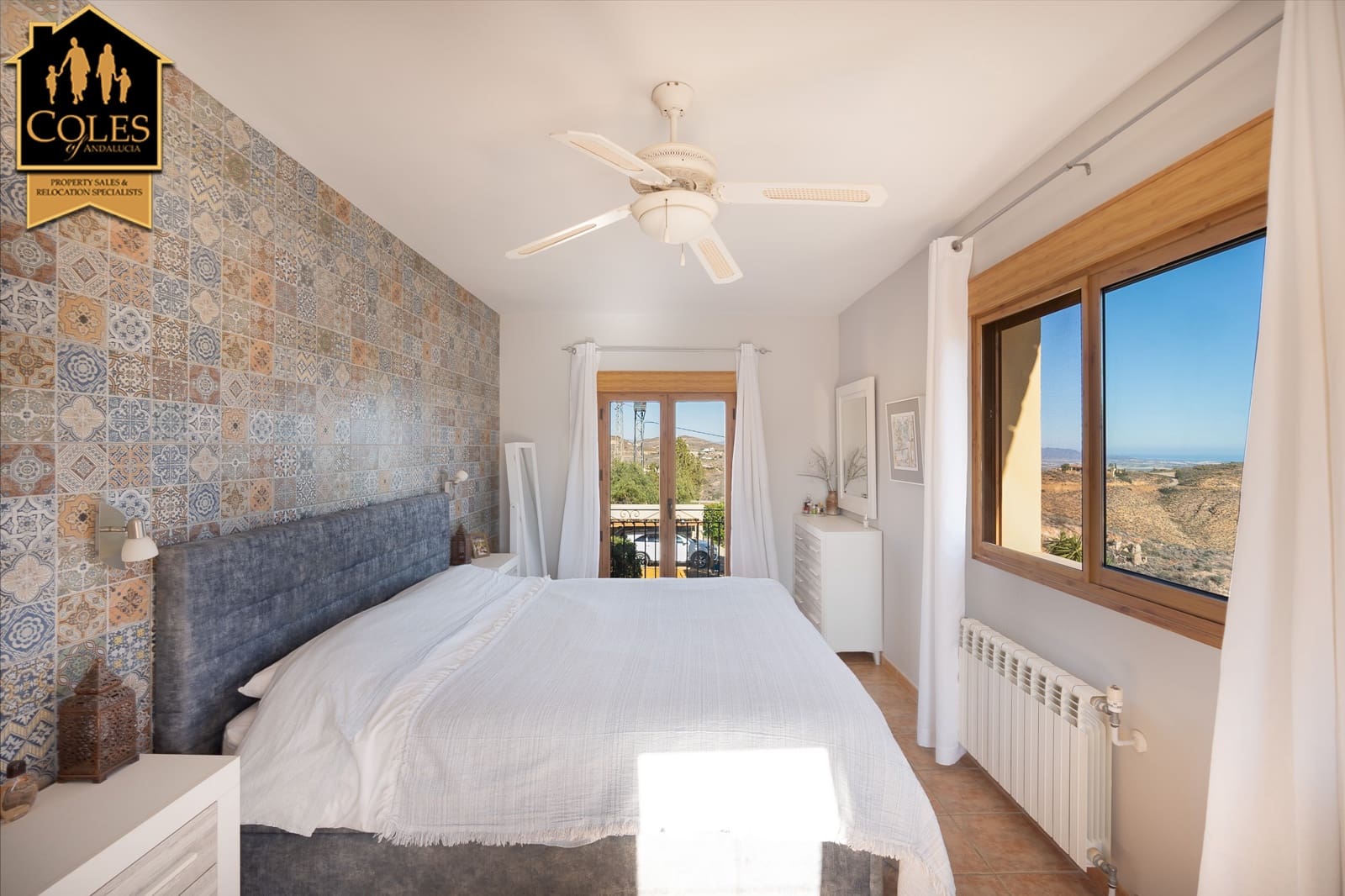 4 soveværelse Villa til salg i Bedar med swimmingpool garage - € 530.000 (Ref: 9747269)