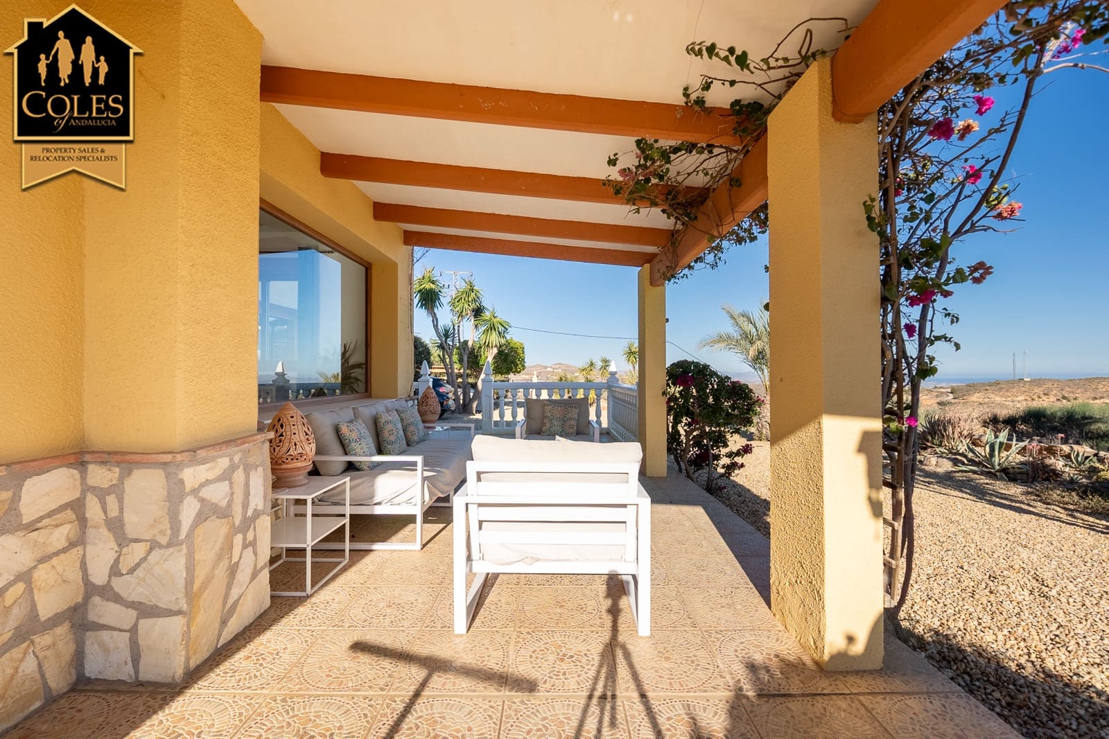 4 soveværelse Villa til salg i Bedar med swimmingpool garage - € 530.000 (Ref: 9747269)