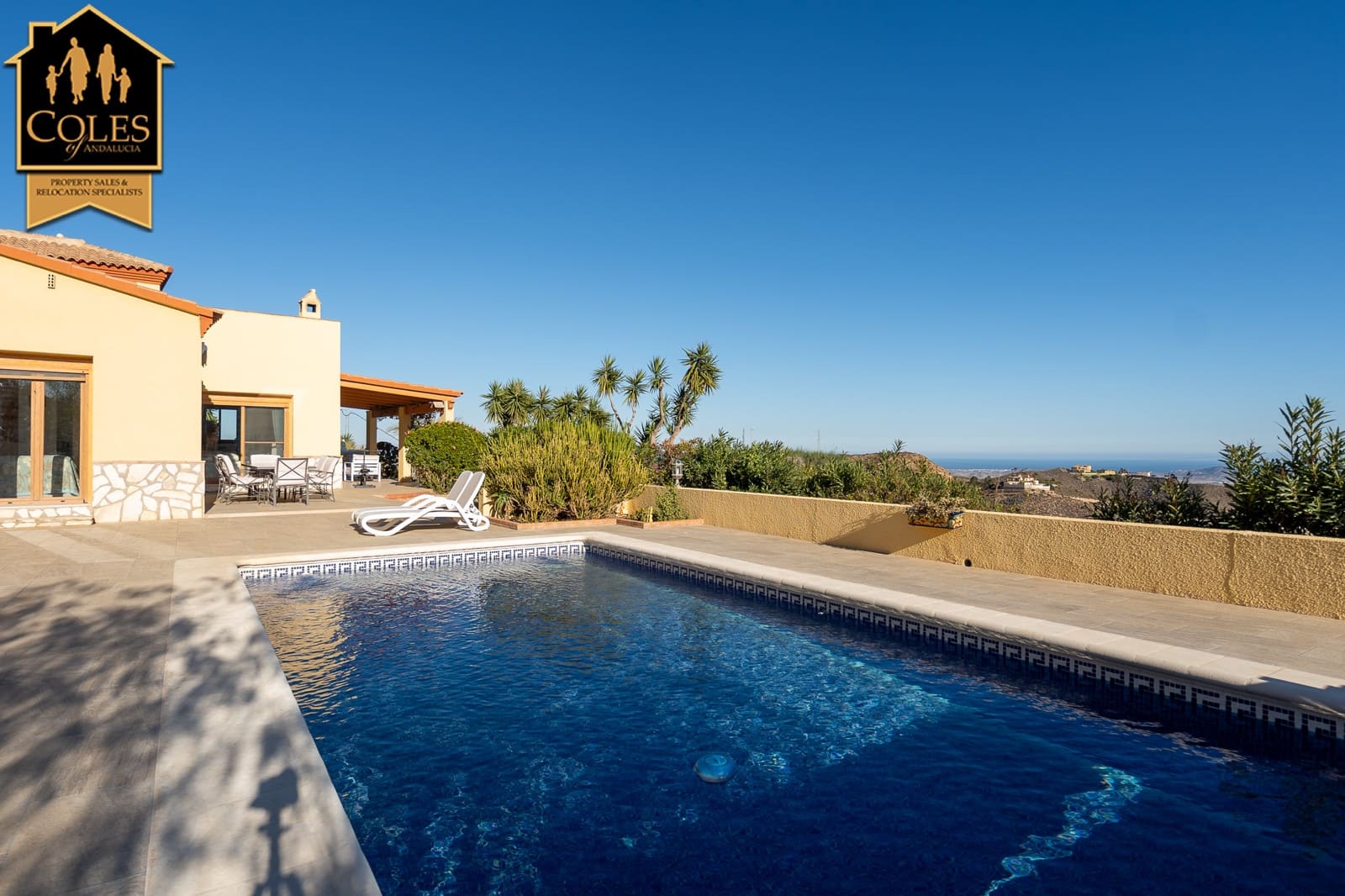 4 soveværelse Villa til salg i Bedar med swimmingpool garage - € 530.000 (Ref: 9747269)