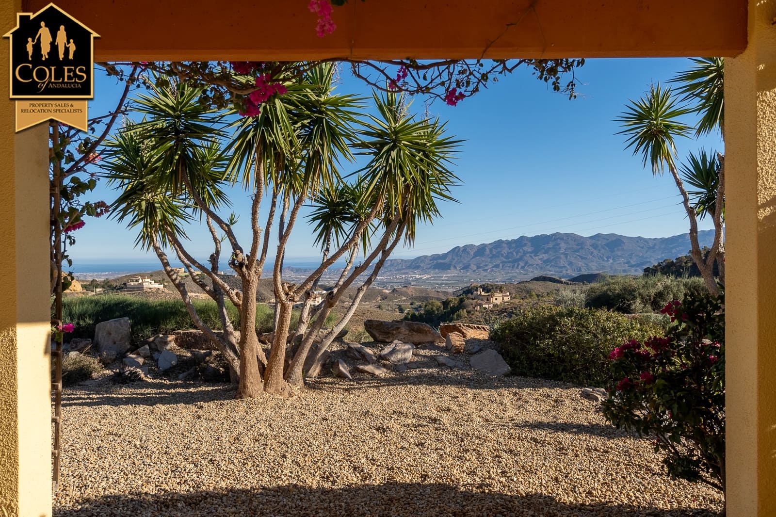 4 soveværelse Villa til salg i Bedar med swimmingpool garage - € 530.000 (Ref: 9747269)