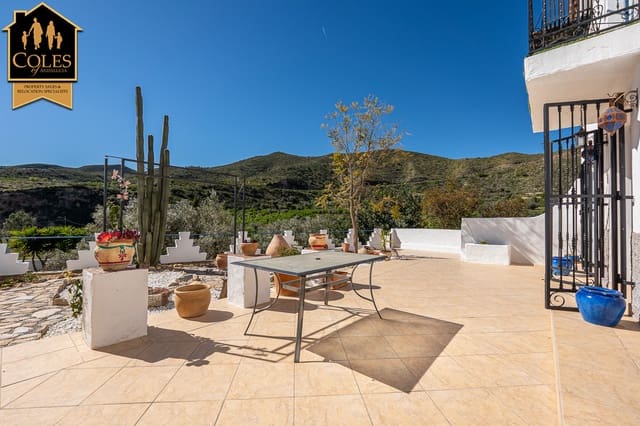 7 slaapkamer Finca/Landhuis te koop in Arboleas met zwembad garage - € 299.999 (Ref: 9761013)