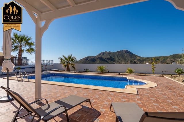 3 camera da letto Villa in vendita in Arboleas con piscina garage - 305.000 € (Rif: 9761246)