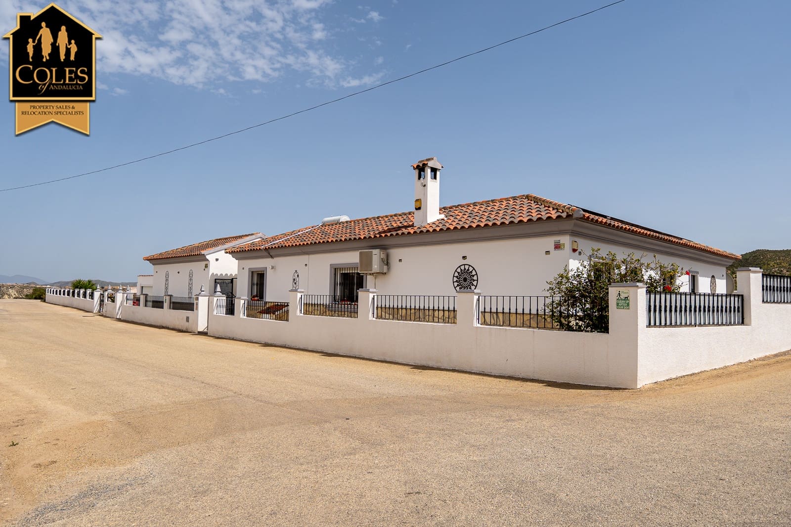 Chalet de 3 habitaciones en Arboleas en venta con piscina garaje - 334.950 € (Ref: 9788880)