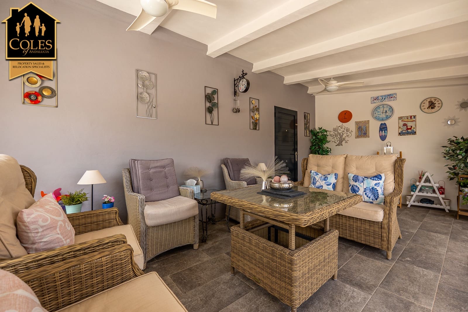 Chalet de 3 habitaciones en Arboleas en venta con piscina garaje - 334.950 € (Ref: 9788880)