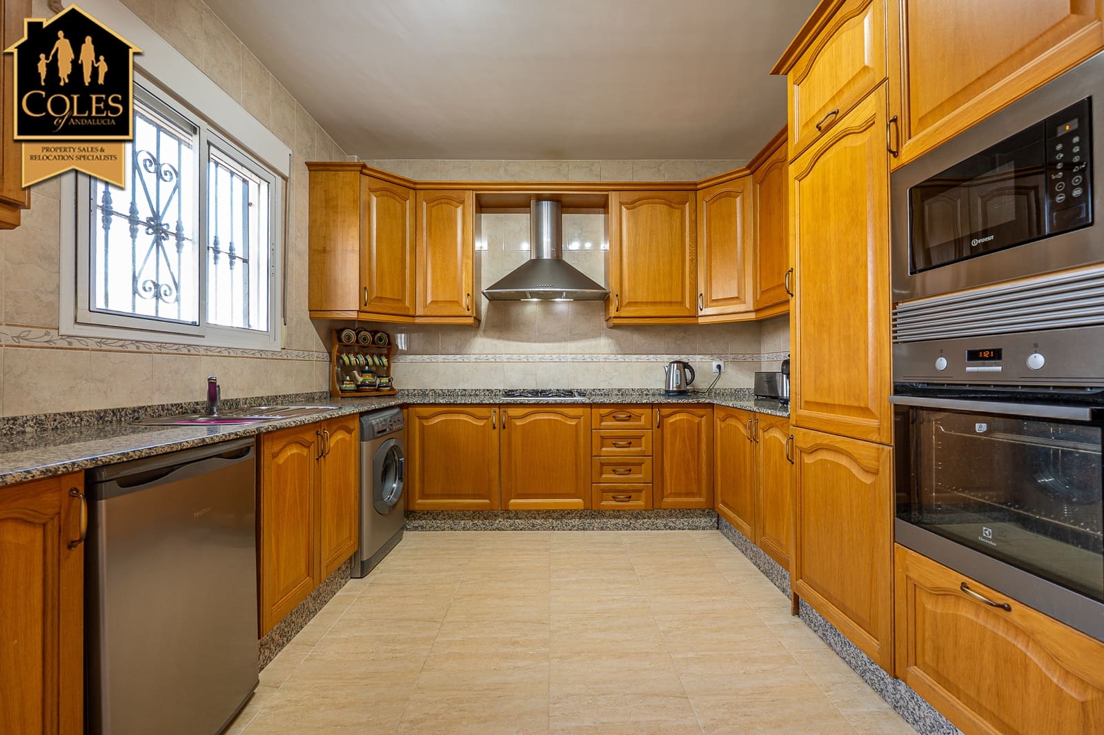 3 chambre Villa/Maison à vendre à Zurgena avec garage - 229 999 € (Ref: 9789402)