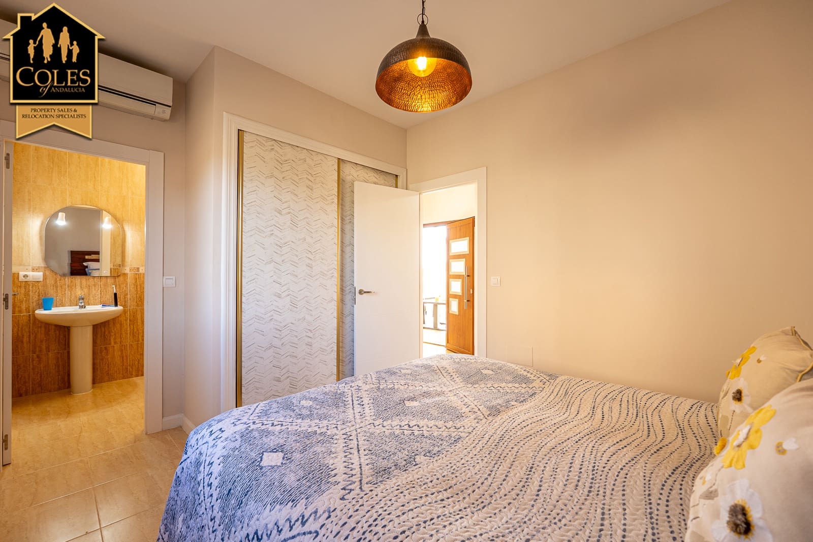 3 chambre Villa/Maison à vendre à Zurgena avec garage - 229 999 € (Ref: 9789402)