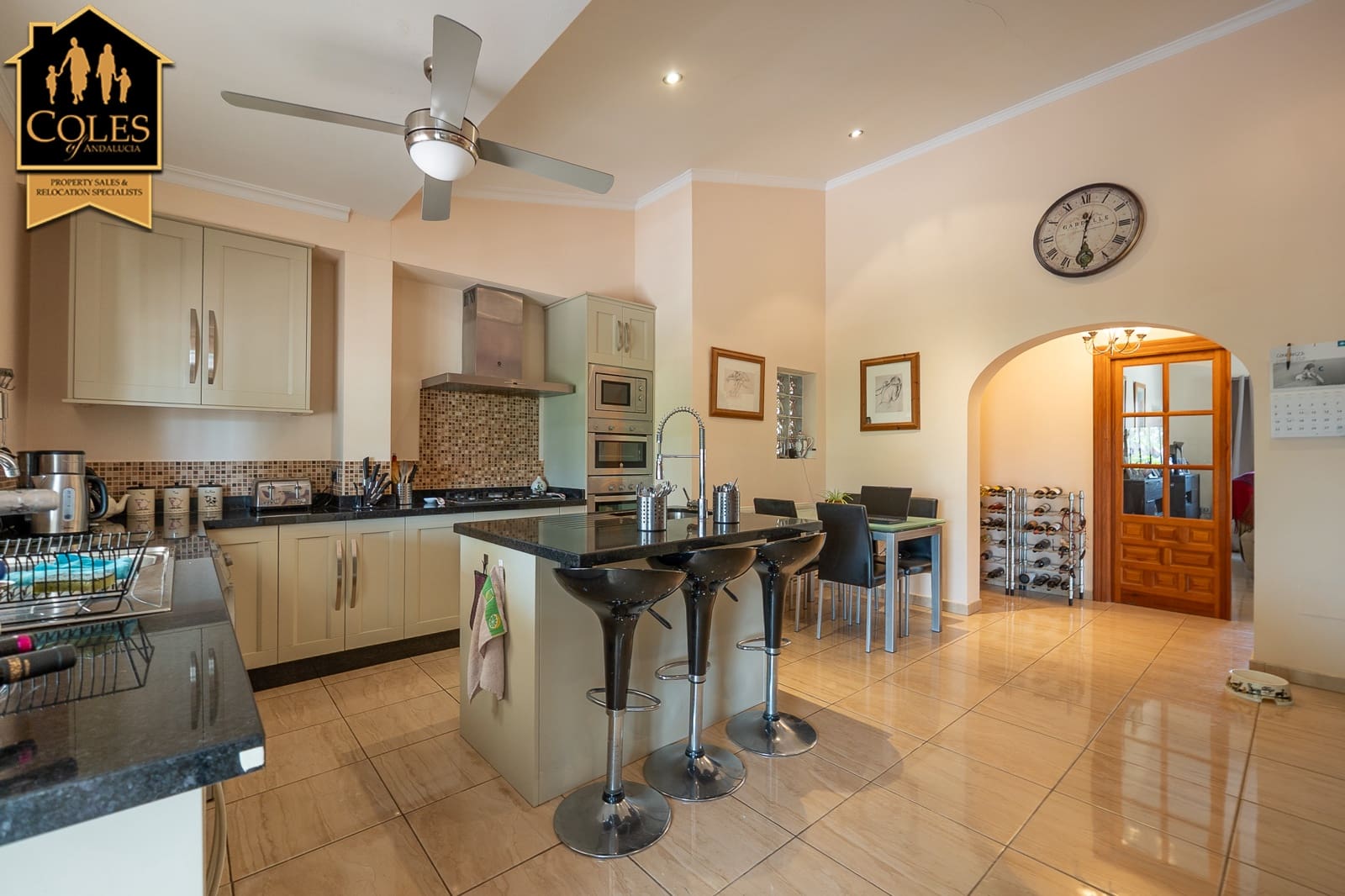 4 sypialnia Willa na sprzedaż w Cuevas del Almanzora z basenem garażem - 485 000 € (Ref: 9793245)