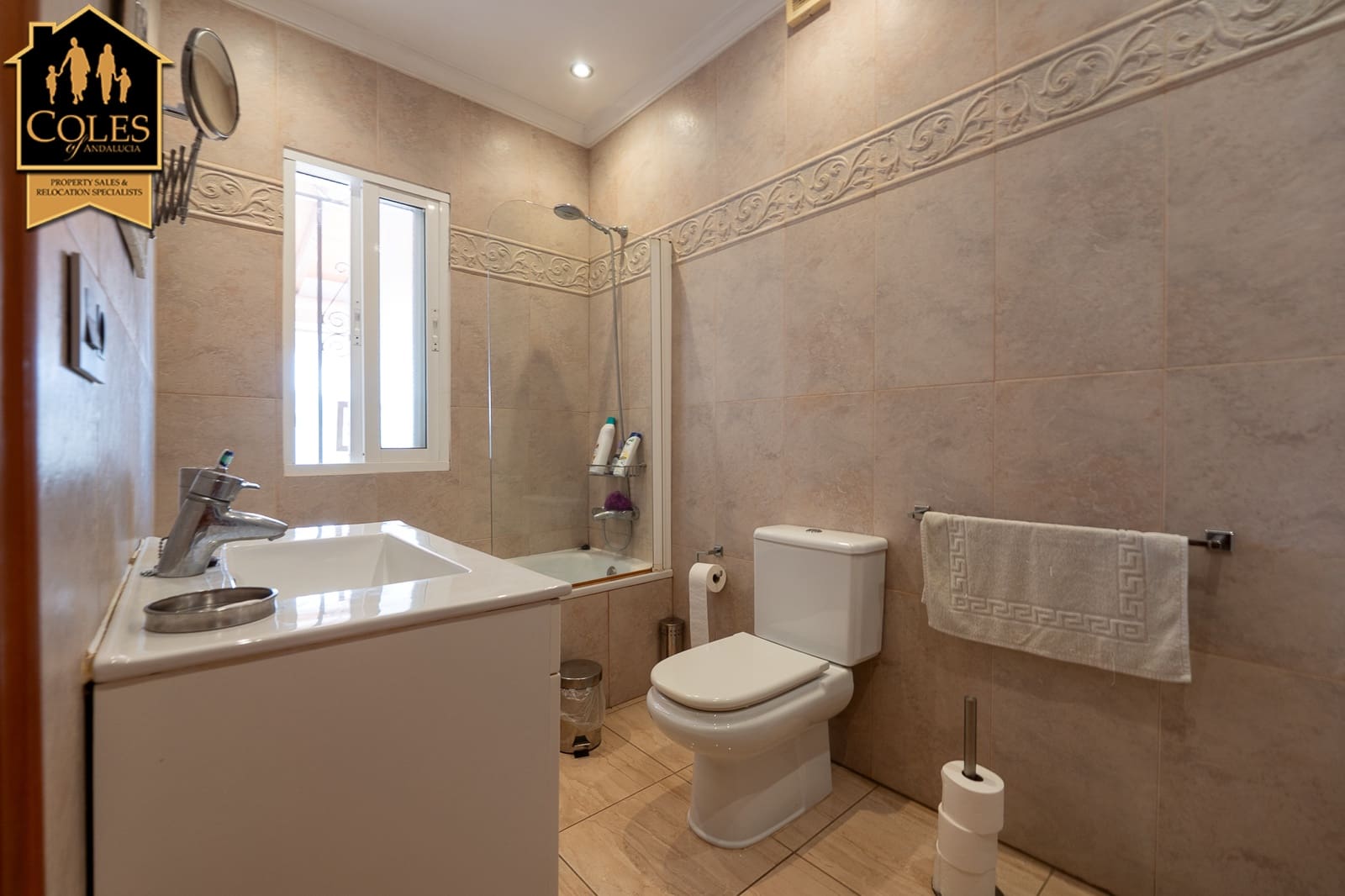 4 sypialnia Willa na sprzedaż w Cuevas del Almanzora z basenem garażem - 485 000 € (Ref: 9793245)