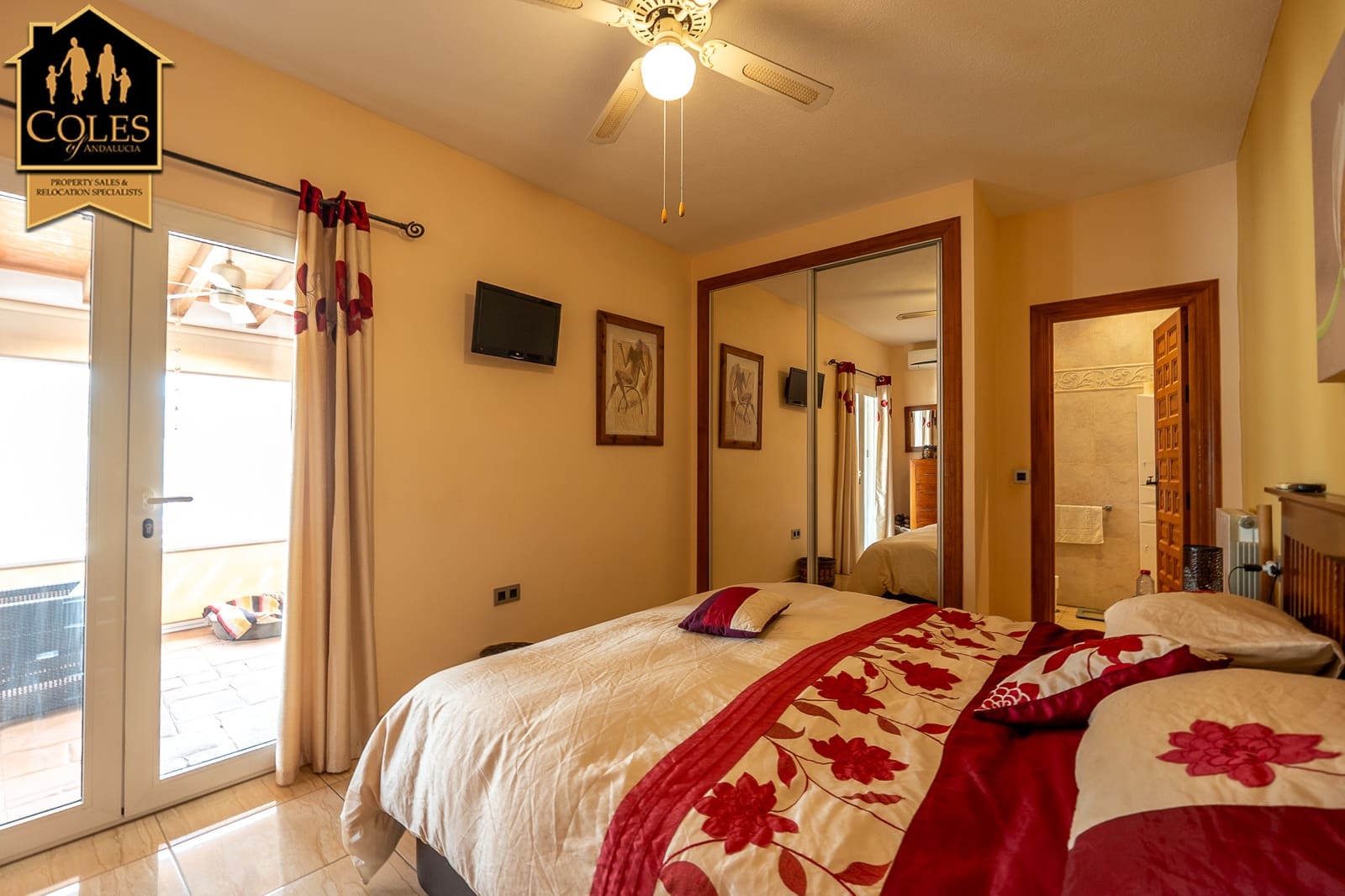 4 sypialnia Willa na sprzedaż w Cuevas del Almanzora z basenem garażem - 485 000 € (Ref: 9793245)