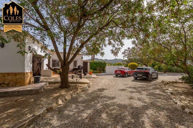 4 sypialnia Willa na sprzedaż w Cuevas del Almanzora z basenem garażem - 485 000 € (Ref: 9793245)