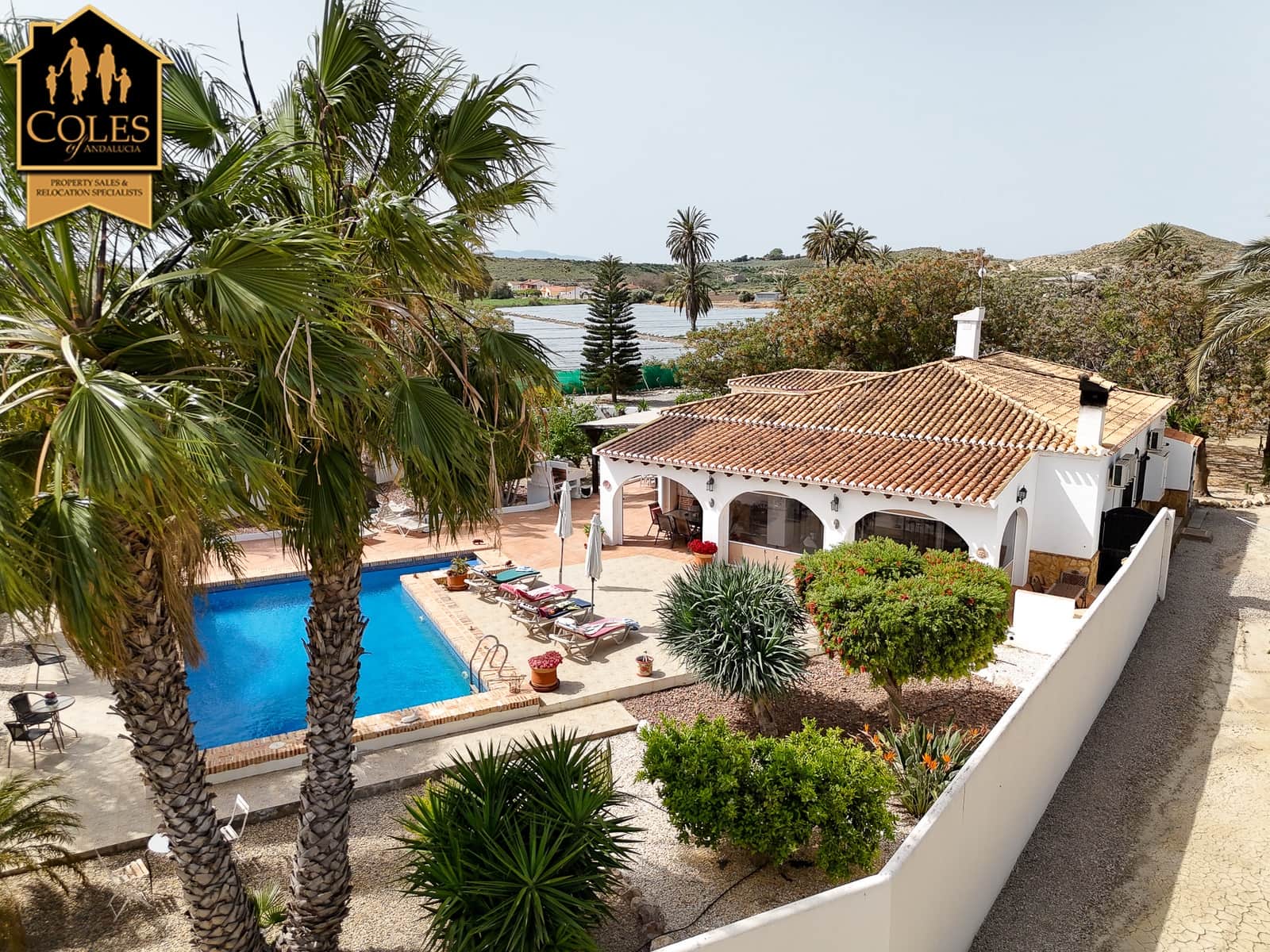 4 sypialnia Willa na sprzedaż w Cuevas del Almanzora z basenem garażem - 485 000 € (Ref: 9793245)