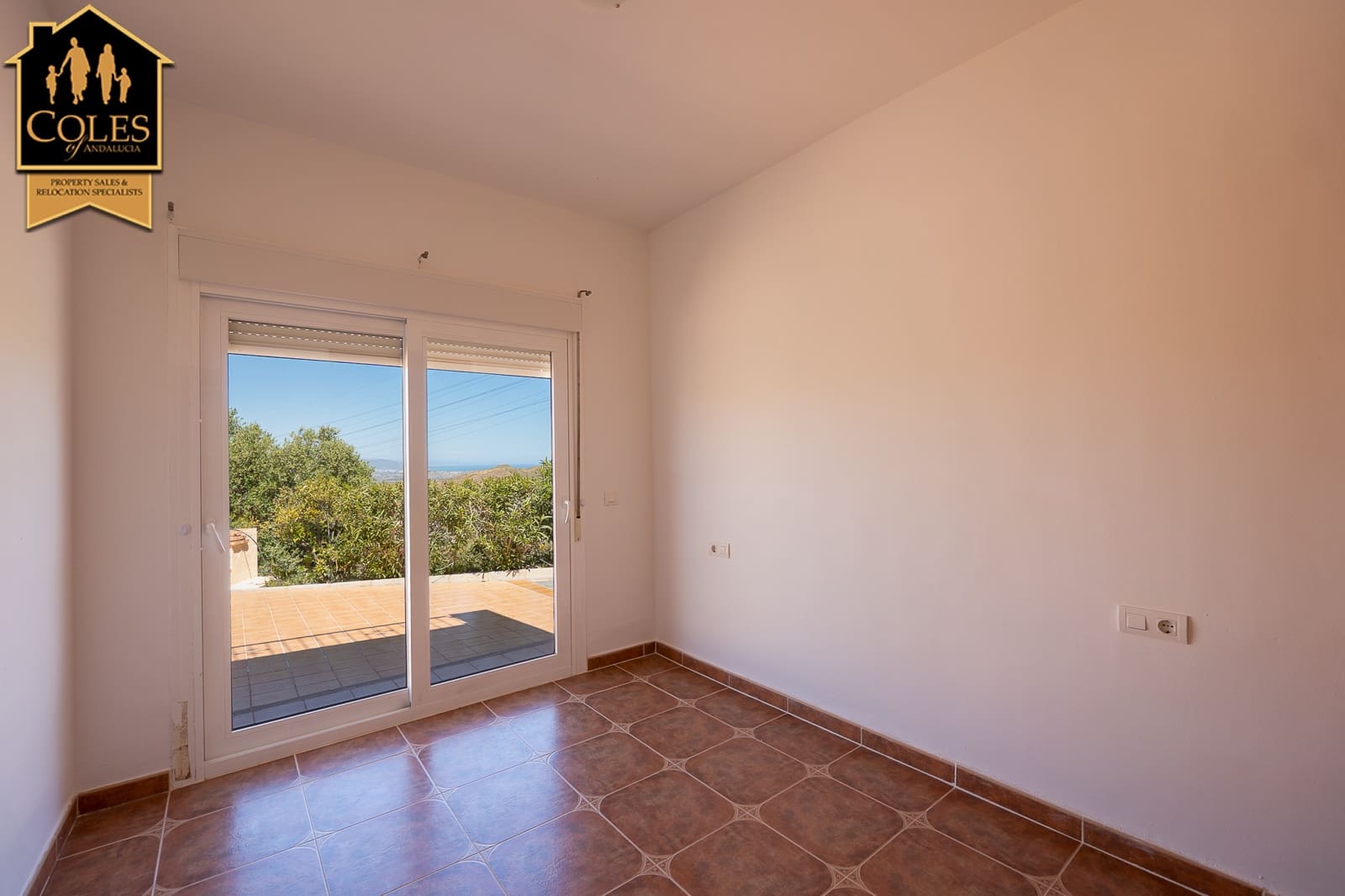 4 bedroom Villa for sale in Turre with garage - € 349,950 (Ref: 9793276)