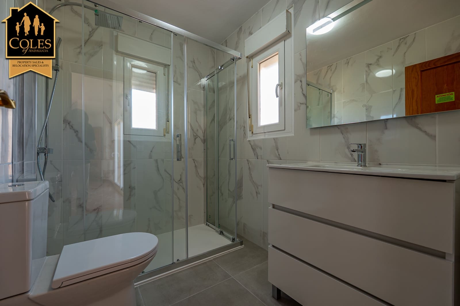 4 bedroom Villa for sale in Turre with garage - € 349,950 (Ref: 9793276)