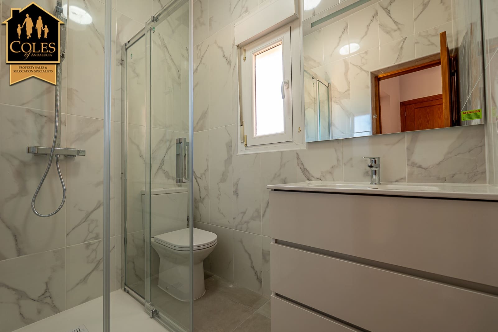 4 bedroom Villa for sale in Turre with garage - € 349,950 (Ref: 9793276)