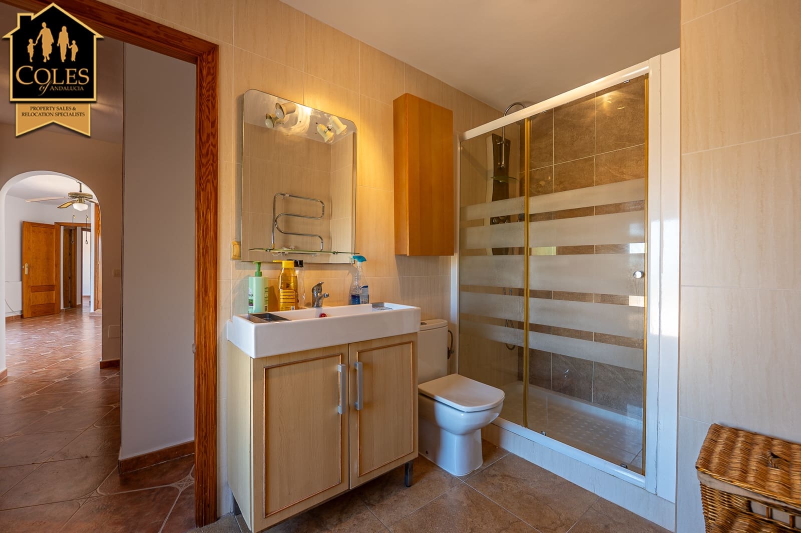 4 bedroom Villa for sale in Turre with garage - € 349,950 (Ref: 9793276)