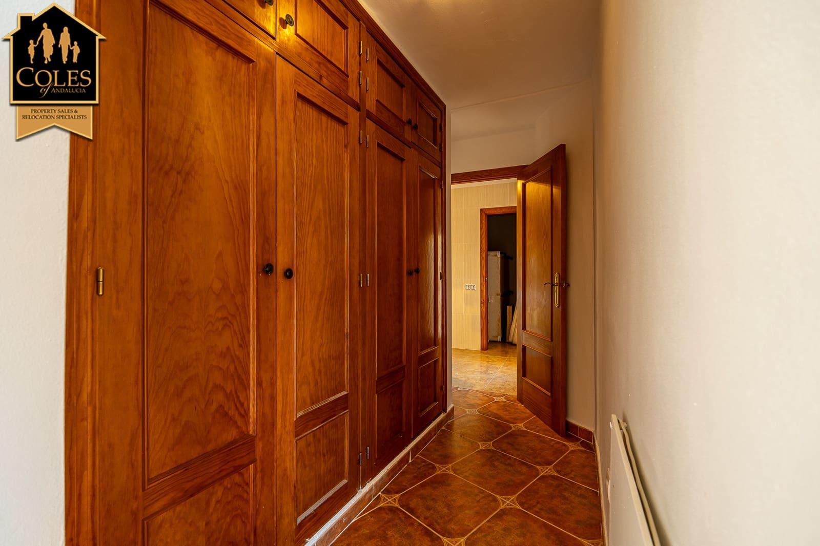 4 bedroom Villa for sale in Turre with garage - € 349,950 (Ref: 9793276)