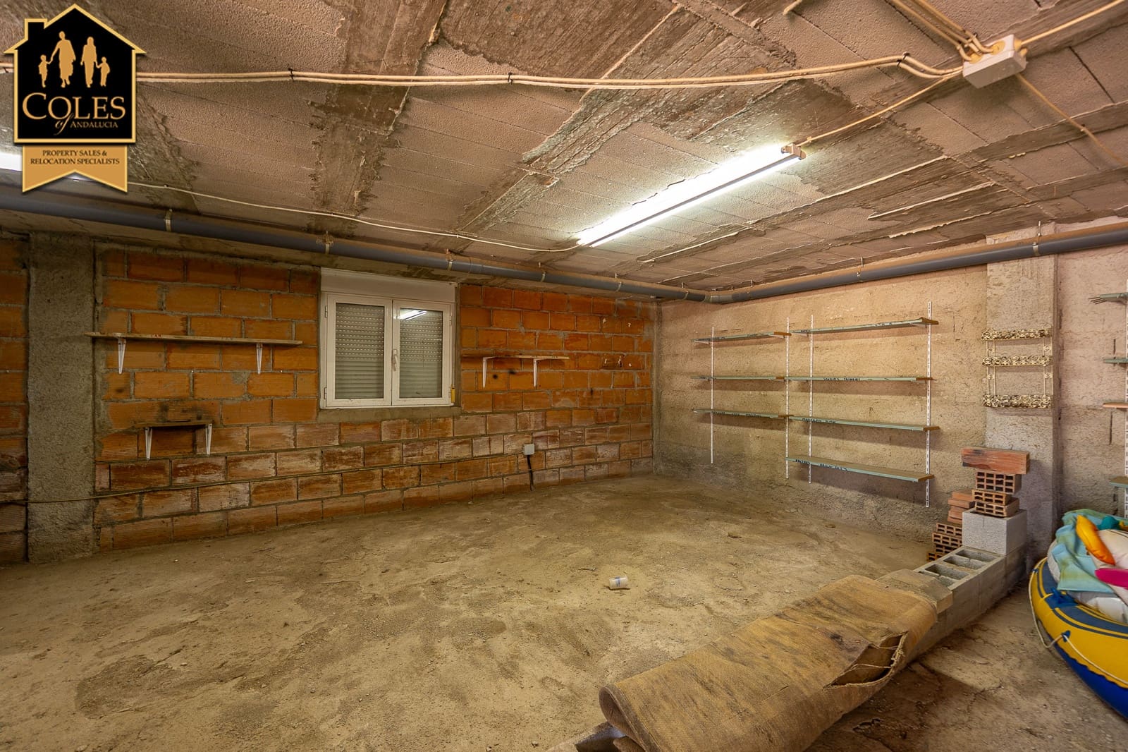 4 makuuhuone Huvila myytävänä paikassa Arboleas mukana uima-altaan 
autotalli - 299 950 € (Ref: 9801471)