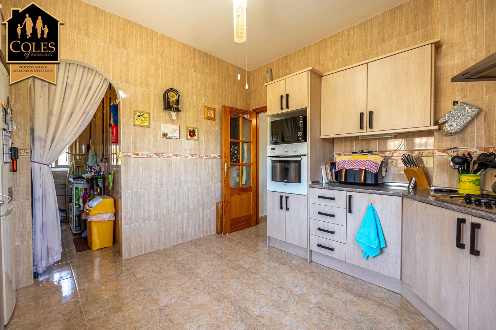 4 makuuhuone Huvila myytävänä paikassa Arboleas mukana uima-altaan 
autotalli - 299 950 € (Ref: 9801471)