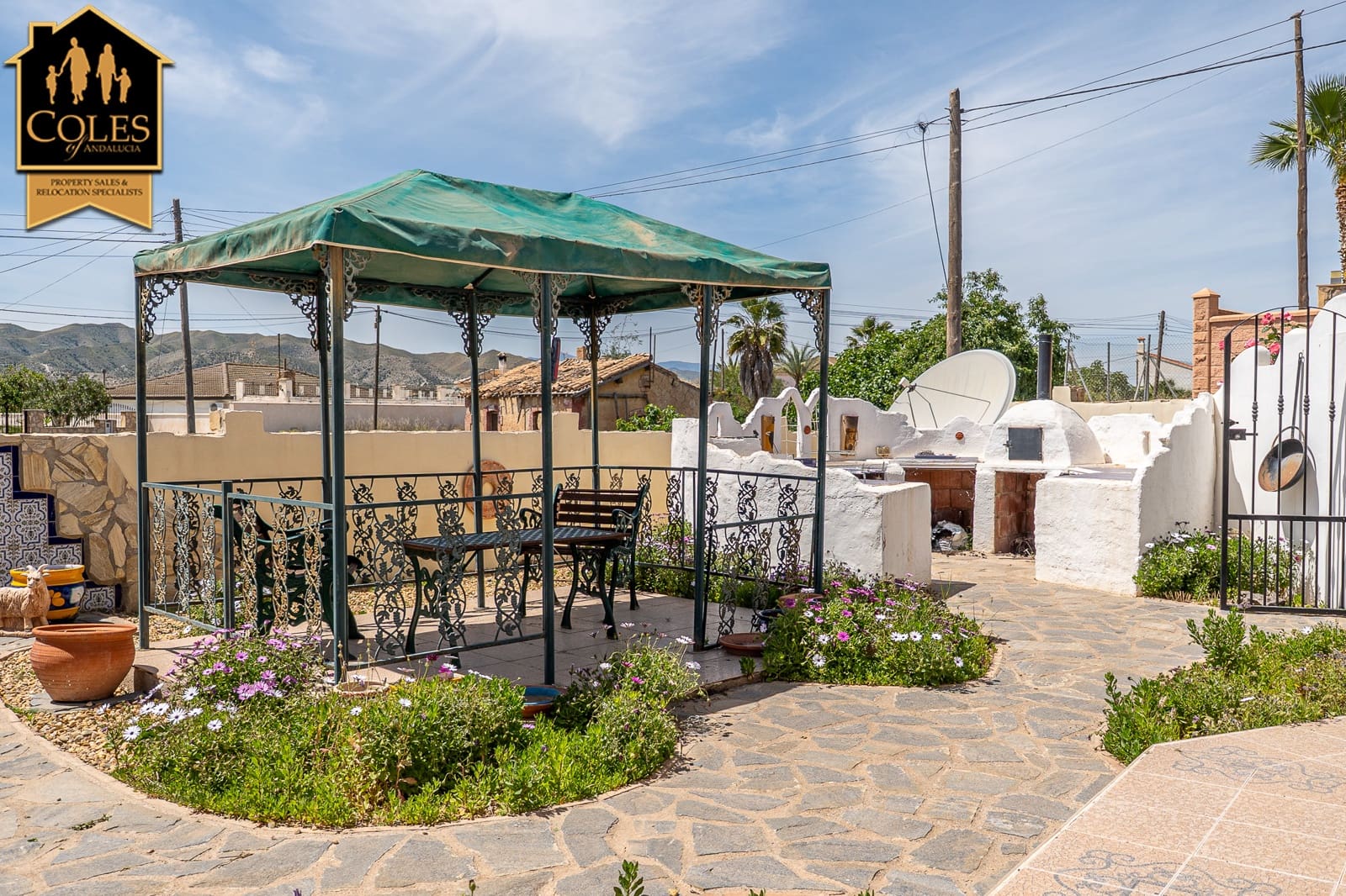 3 bedroom Villa for sale in Arboleas with pool garage - € 279,000 (Ref: 9819110)