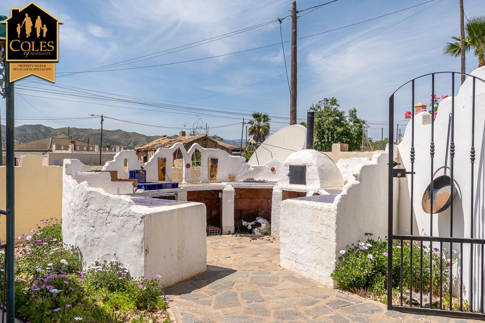 3 bedroom Villa for sale in Arboleas with pool garage - € 279,000 (Ref: 9819110)