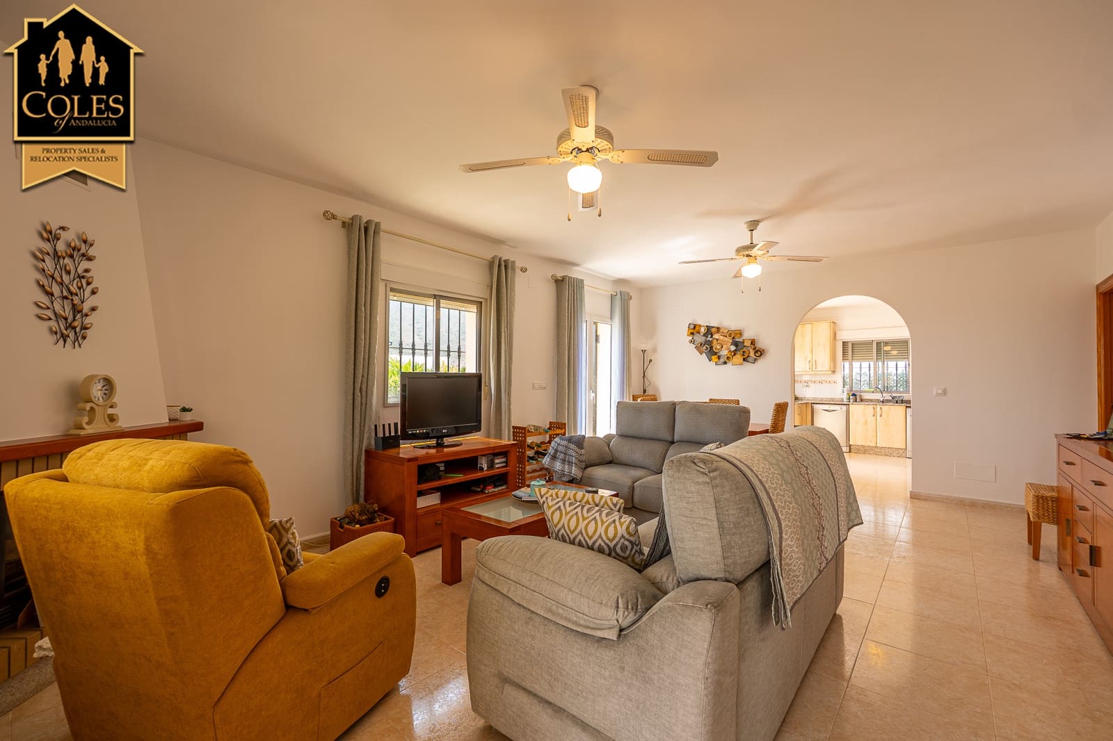 3 quarto Moradia para venda em Arboleas com piscina garagem - 255 000 € (Ref: 9823979)