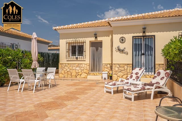 3 quarto Moradia para venda em Arboleas com piscina garagem - 255 000 € (Ref: 9823979)