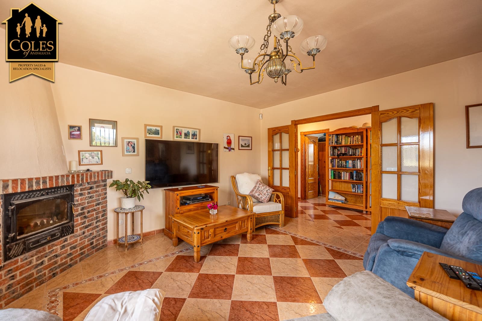 3 bedroom Villa for sale in La Parroquia with pool garage - € 350,000 (Ref: 9829443)