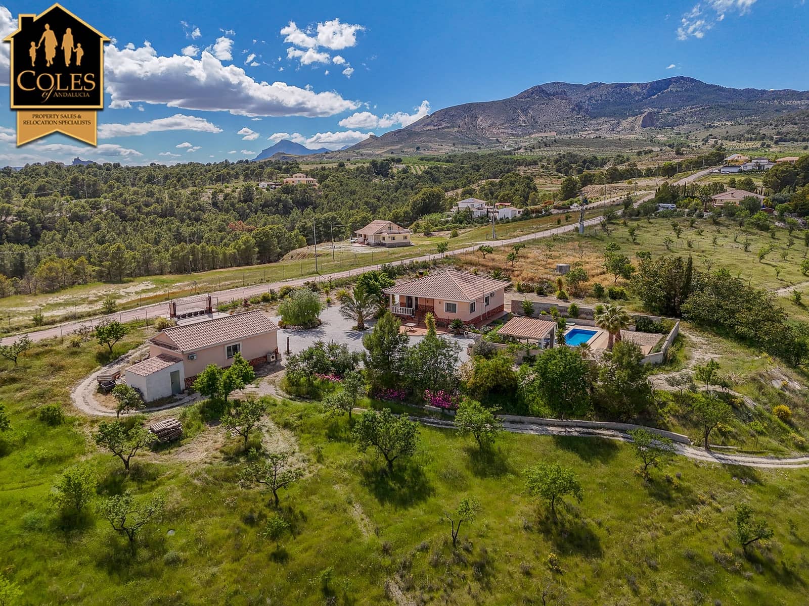 3 bedroom Villa for sale in La Parroquia with pool garage - € 350,000 (Ref: 9829443)