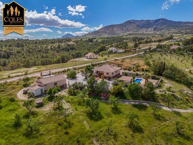 3 soverom Villa til salgs i La Parroquia, Lorca med svømmebasseng garasje - € 350 000 (Ref: 9829443)