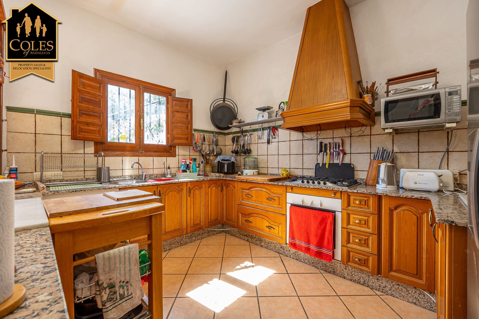 4 soveværelse Finca/Landehus til salg i Cantoria med swimmingpool garage - € 320.000 (Ref: 9844142)