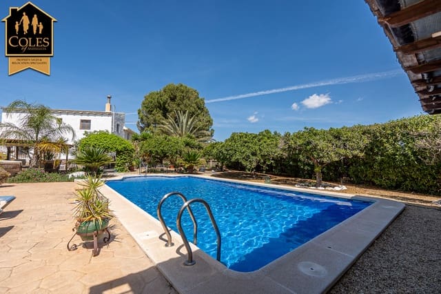 4 Zimmer Finca/Landgut zu verkaufen in Cantoria mit Pool Garage - 320.000 € (Ref: 9844142)