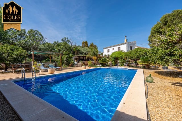 4 Zimmer Finca/Landgut zu verkaufen in Cantoria mit Pool Garage - 320.000 € (Ref: 9844142)
