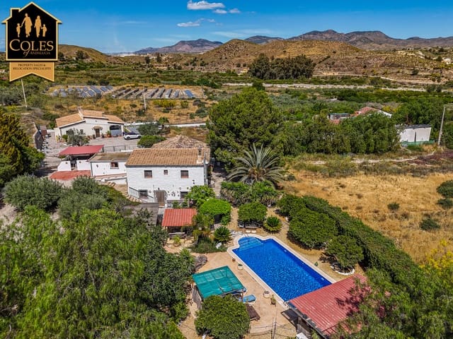 4 Zimmer Finca/Landgut zu verkaufen in Cantoria mit Pool Garage - 320.000 € (Ref: 9844142)