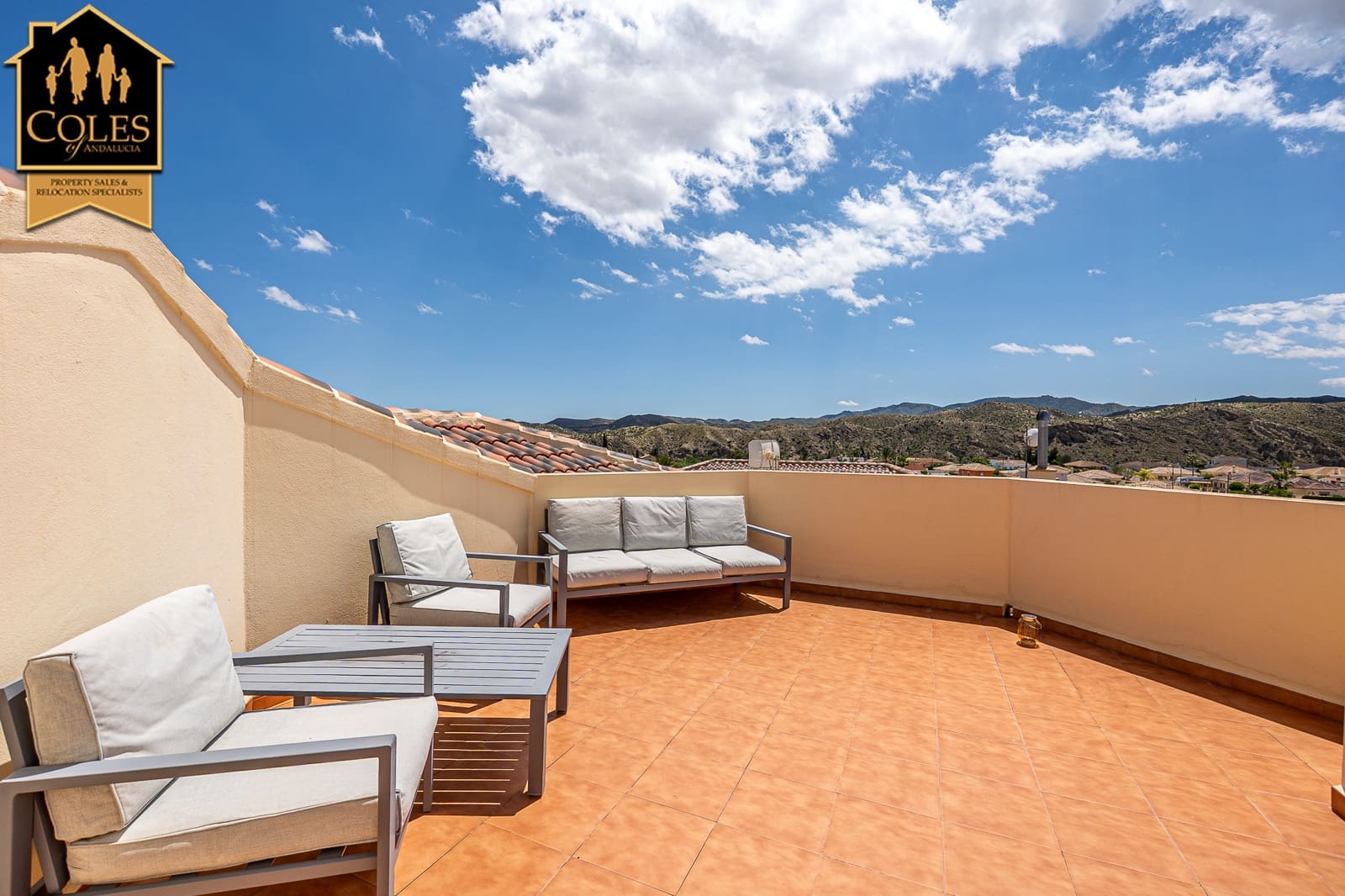 3 bedroom Villa for sale in Arboleas with pool garage - € 284,950 (Ref: 9844326)