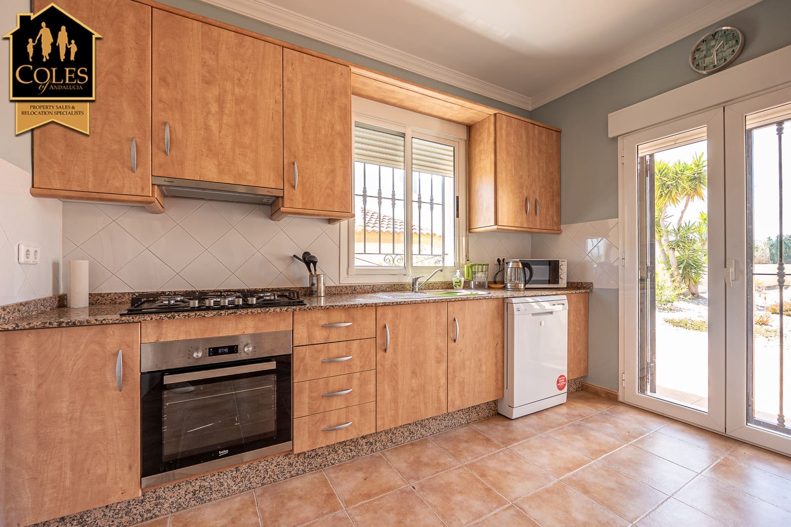 3 bedroom Villa for sale in Arboleas with pool garage - € 284,950 (Ref: 9844326)
