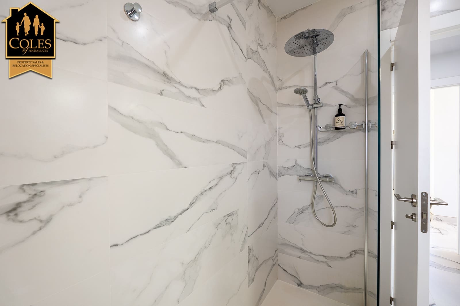 3 slaapkamer Villa te koop in Urcal met garage - € 319.950 (Ref: 9844351)