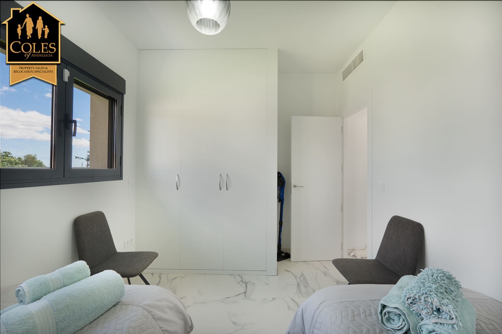 3 slaapkamer Villa te koop in Urcal met garage - € 319.950 (Ref: 9844351)